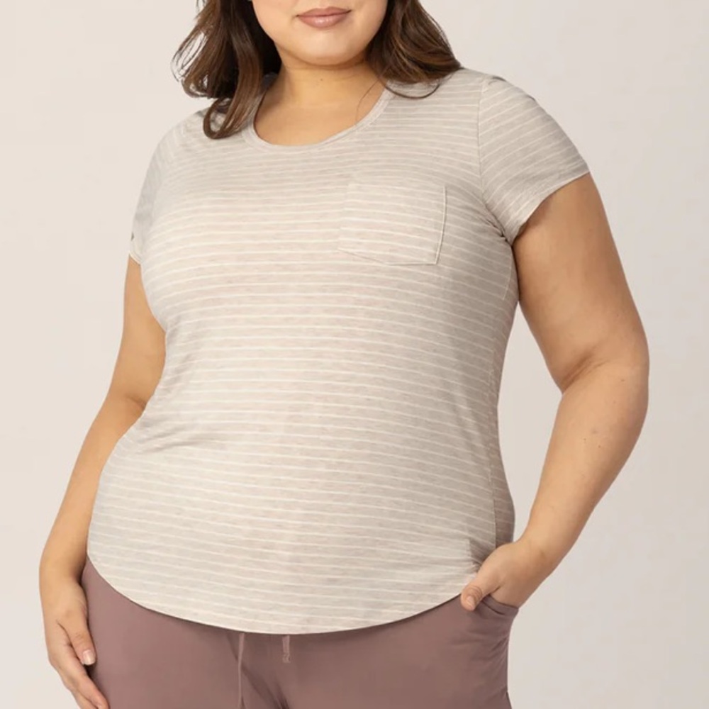 Kindred Bravely Striped Oatmeal Stripe Short Sleeve Nursing T-Shirt. Large.
